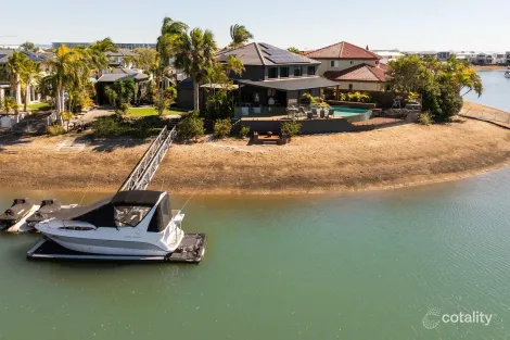 5 Arrow Ct, Newport, QLD 4020