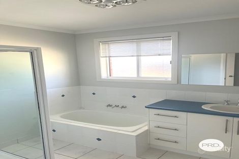 Property photo of 2/13 Govett Rise Austins Ferry TAS 7011