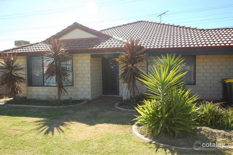 Property photo of 35 Turnstone Glade Bennett Springs WA 6063