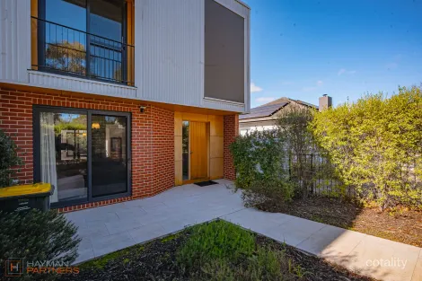 Property photo of 2/7 Lindsay Street Griffith ACT 2603