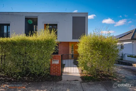 Property photo of 2/7 Lindsay Street Griffith ACT 2603