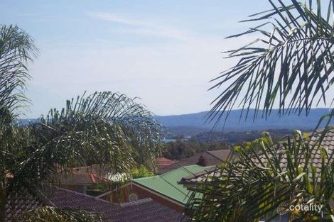 Property photo of 5 Mountbatten Place Valentine NSW 2280