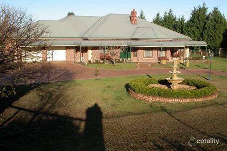 3 Camelot Cl, Kirkham, NSW 2570