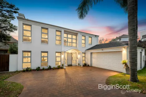 Property photo of 2 Hutchison Avenue Beaumaris VIC 3193