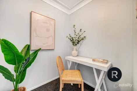 Property photo of 2/20 Carr Street Hermit Park QLD 4812