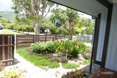Property photo of 16 Turtle Close Clifton Beach QLD 4879