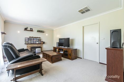 Property photo of 20 Ningaloo Way Thornlie WA 6108