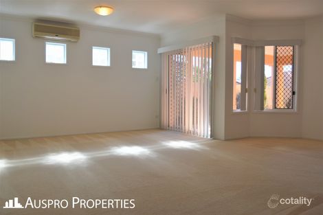 Property photo of 12 Sungold Place Eight Mile Plains QLD 4113