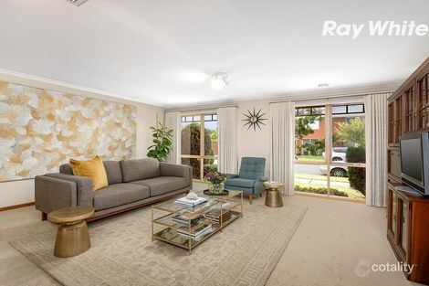 Property photo of 1 Wheatland Crescent Dingley Village VIC 3172