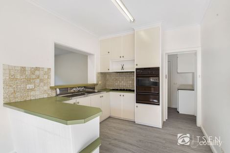 Property photo of 22 Hewitt Avenue Kennington VIC 3550