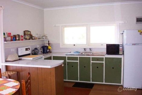 Property photo of 146 Surf Parade Inverloch VIC 3996