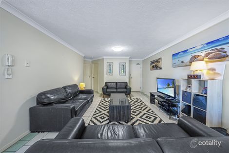 Property photo of 1/7-9 Robert Street Labrador QLD 4215