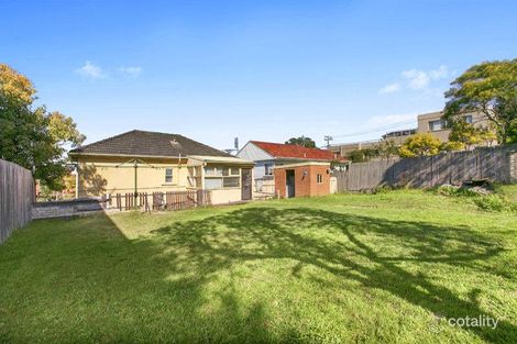 Property photo of 34 Jocelyn Street North Curl Curl NSW 2099