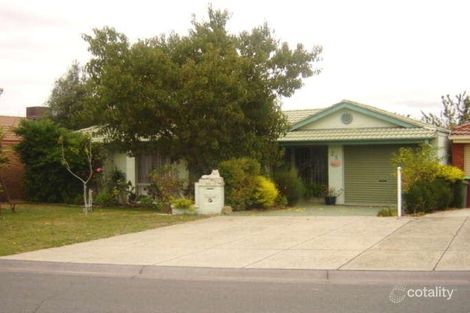 25 Gilmore Cres, Lynbrook, VIC 3975