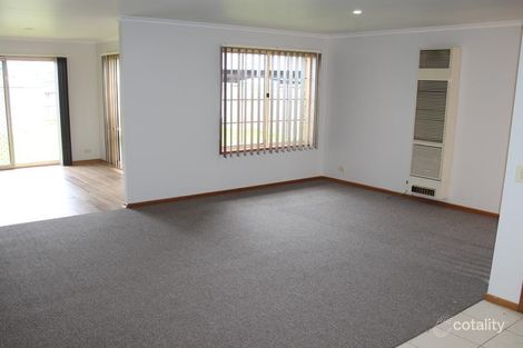 Property photo of 23 Wesley Drive Narre Warren VIC 3805