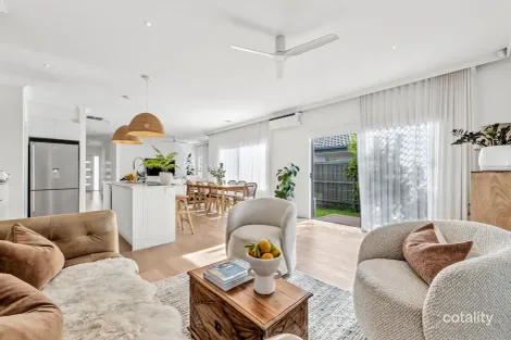 Property photo of 172 Clipper Quay Safety Beach VIC 3936