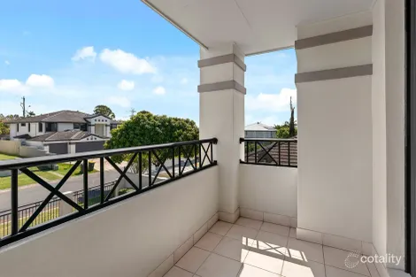 Property photo of 12 Trequanda Place Bridgeman Downs QLD 4035