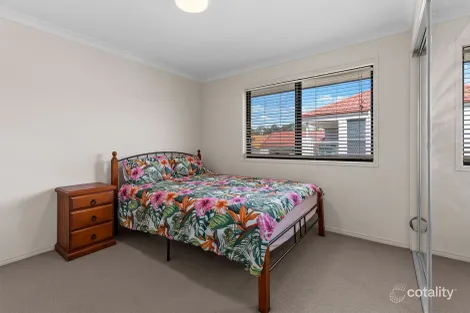 Property photo of 12 Trequanda Place Bridgeman Downs QLD 4035