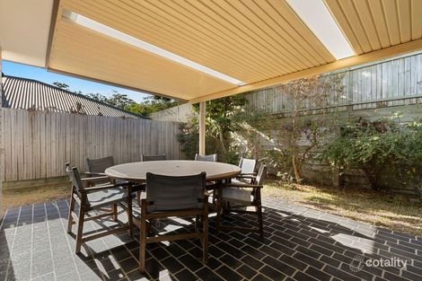 Property photo of 16 Dundee Crescent Wakerley QLD 4154