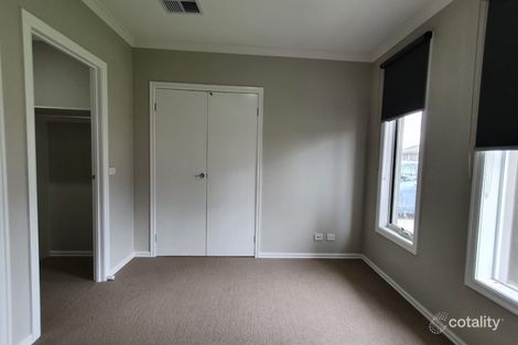 Property photo of 6 Creekwood Way Cobblebank VIC 3338