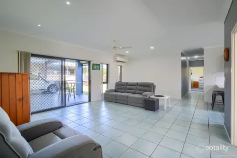 Property photo of 12 Bounty Circuit Eli Waters QLD 4655