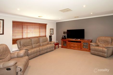 Property photo of 2/3 Kimberley Drive Tatton NSW 2650