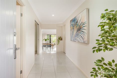 Property photo of 2 Beresford Terrace Coorparoo QLD 4151