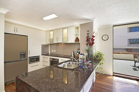 6/82 Marine Pde, Coolangatta, QLD 4225