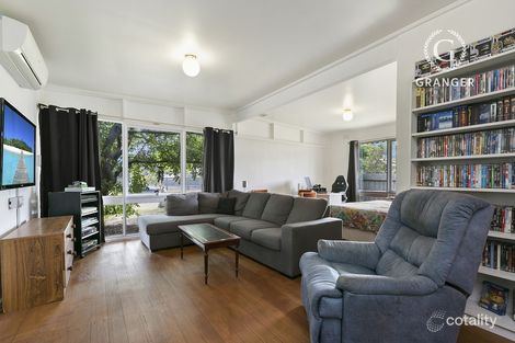 Property photo of 41 Woodvale Grove Rosebud VIC 3939