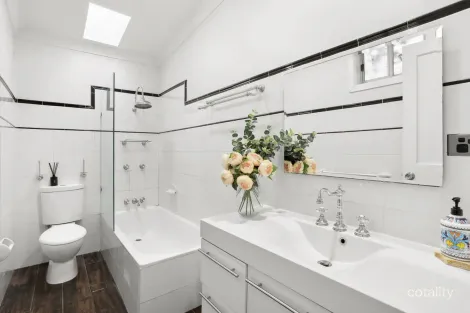 Property photo of 33 Charles Street Leichhardt NSW 2040