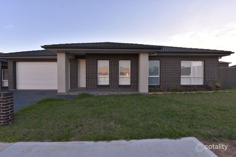 124 Village Cct, Gregory Hills, NSW 2557