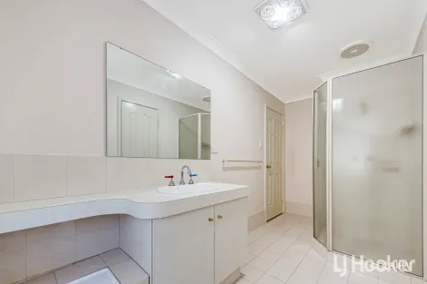 Property photo of 28A Range View Way Thornlie WA 6108