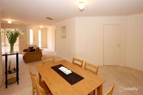 Property photo of 4 Hollyoaks Court Happy Valley SA 5159