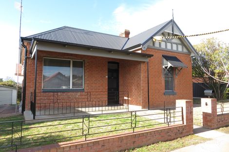 Property photo of 124 Stewart Street Bathurst NSW 2795