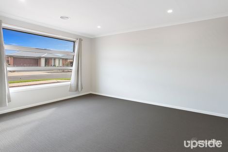 Property photo of 30 Noranda Circuit Harkness VIC 3337