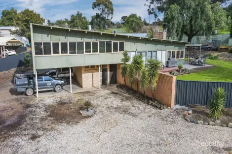 227 Eaglehawk Rd, Long Gully, VIC 3550