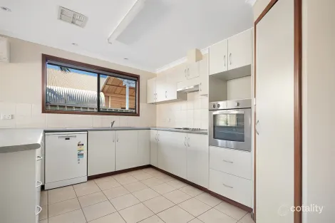 Property photo of 97 Gawthorne Drive Millars Well WA 6714