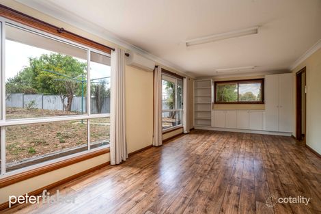 Property photo of 4 Simpson Close Orange NSW 2800