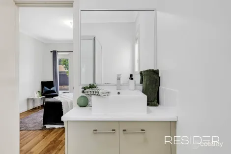 Property photo of 4 Sambell Street Mernda VIC 3754