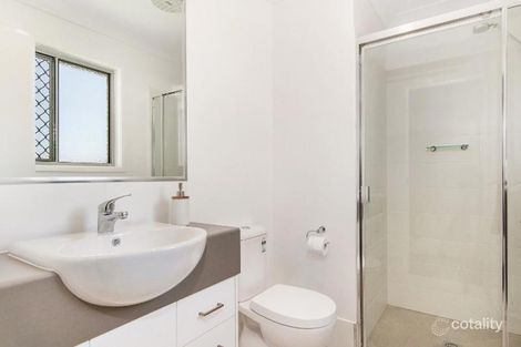 Property photo of 52 Magnetic Way Springfield Lakes QLD 4300