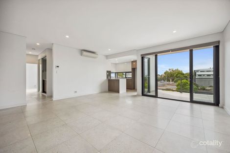 Property photo of 14/1 Davenport Road Booragoon WA 6154