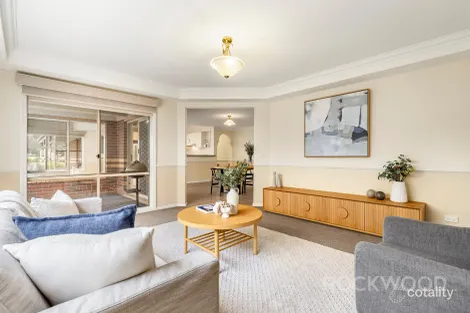 Property photo of 10 Cavill Close Langwarrin VIC 3910