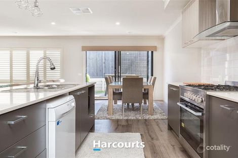 Property photo of 31 Cradle Avenue Clyde VIC 3978