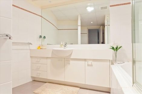 Property photo of 9/15-17 Eldridge Crescent Garran ACT 2605