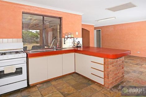 Property photo of 14 Regehr Street Warnbro WA 6169