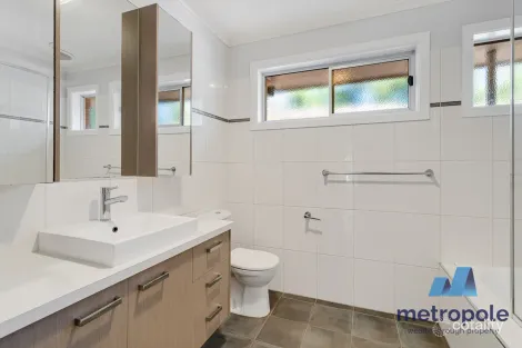 Property photo of 1/32 Edward Street Essendon VIC 3040