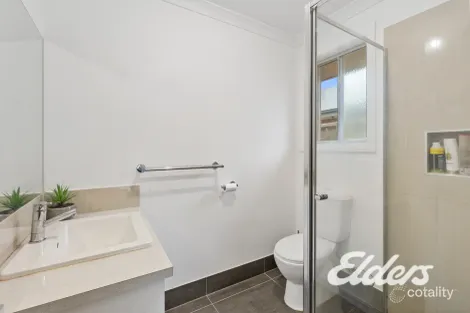 Property photo of 5 Heather Circuit Mulwala NSW 2647