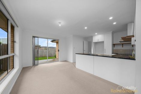 Property photo of 2/26 Iris Court Kingston TAS 7050