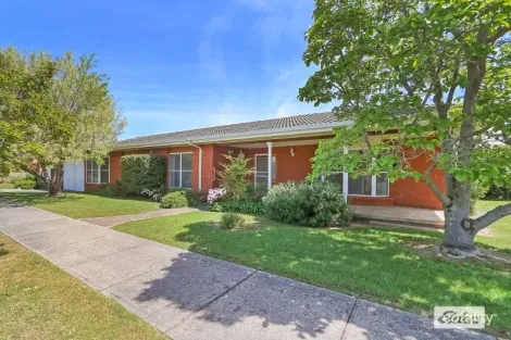 7 Sans Souci Dr, Wodonga, VIC 3690