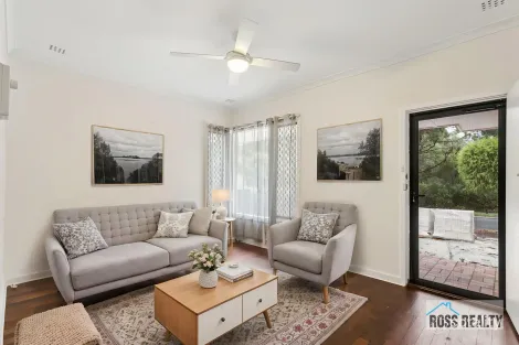 Property photo of 12 Brathwaite Road Lockridge WA 6054